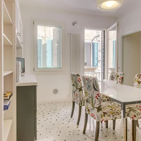 بيت للعطل Holiday Le Guglie البندقية